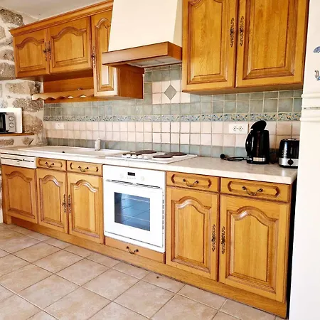 De Saint-gervais * Saint-Symphorien-de-Thenieres