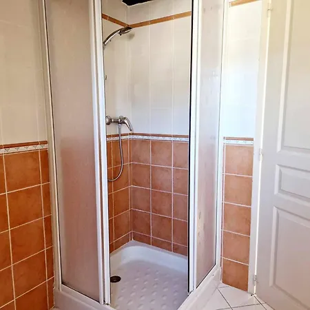 De Saint-gervais * Saint-Symphorien-de-Thenieres